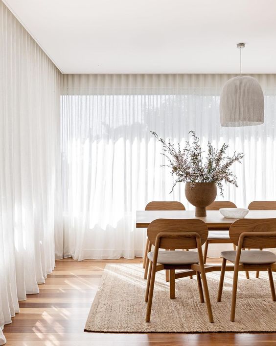THE HOMEMAKER REFRESH